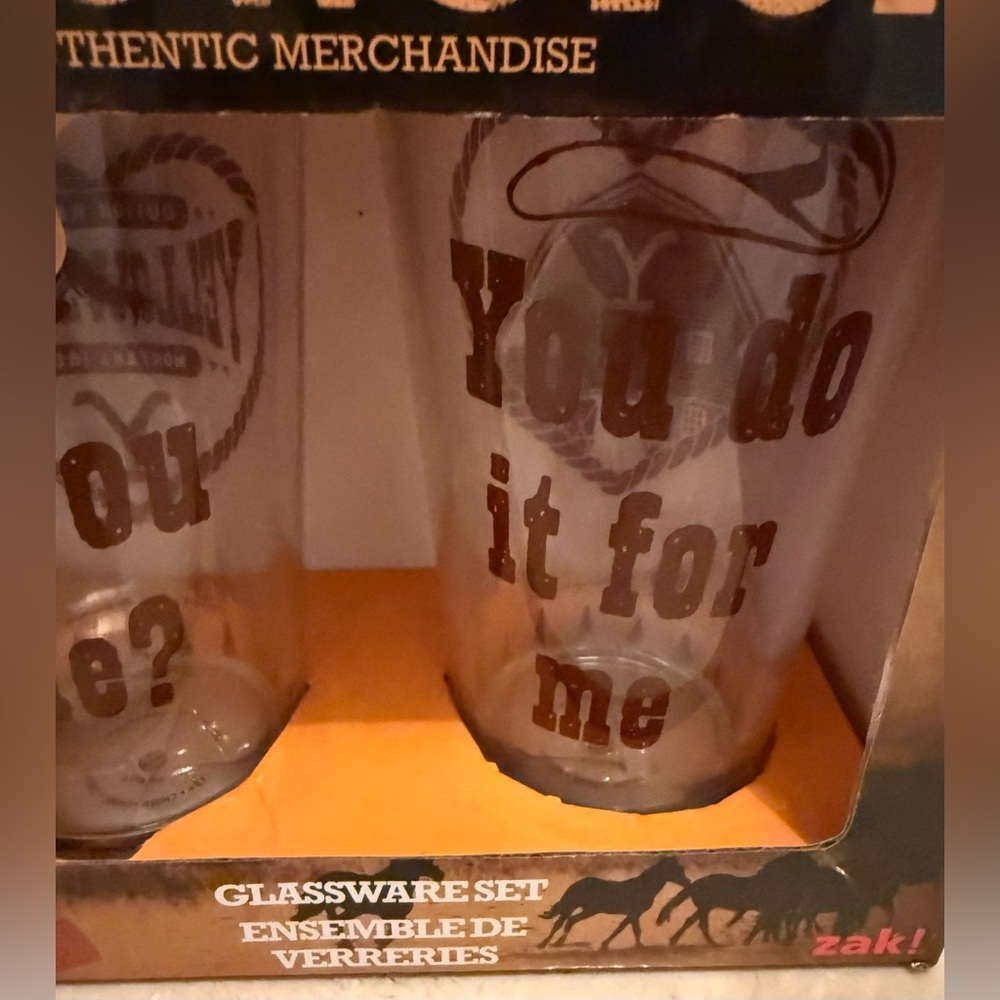 NIB Yellowstone Authentic Merchandise Glassware two(2)
16oz/473ml Glasses - Picture 6 of 16